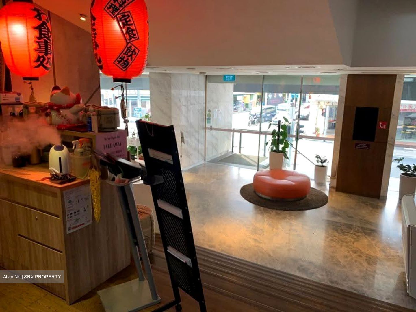 The Office Chamber (D8), Retail #609004351
